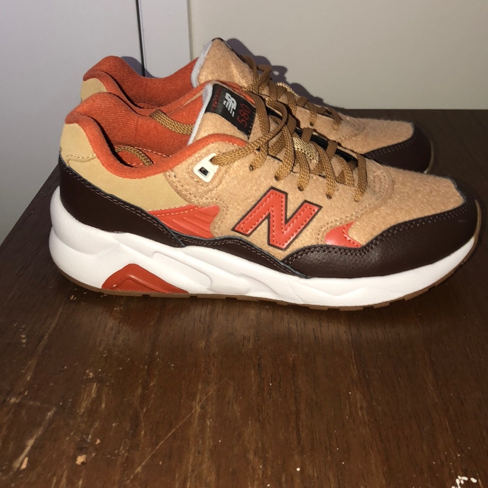 New Balance 580